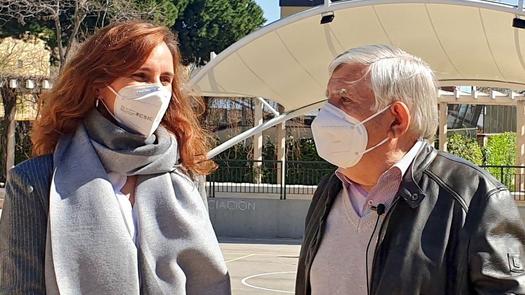 FelixLopez_Rey's tweet photo. La Médica y Diputada Mónica García estuvo hoy en Orcasitas. Ella es la esperanza de los barrios frente al desastre de Ayuso. Brilla por su humanidad, sencillez y compromiso con Madrid.  #MadridConMonica https://t.co/3UVewFBwEA