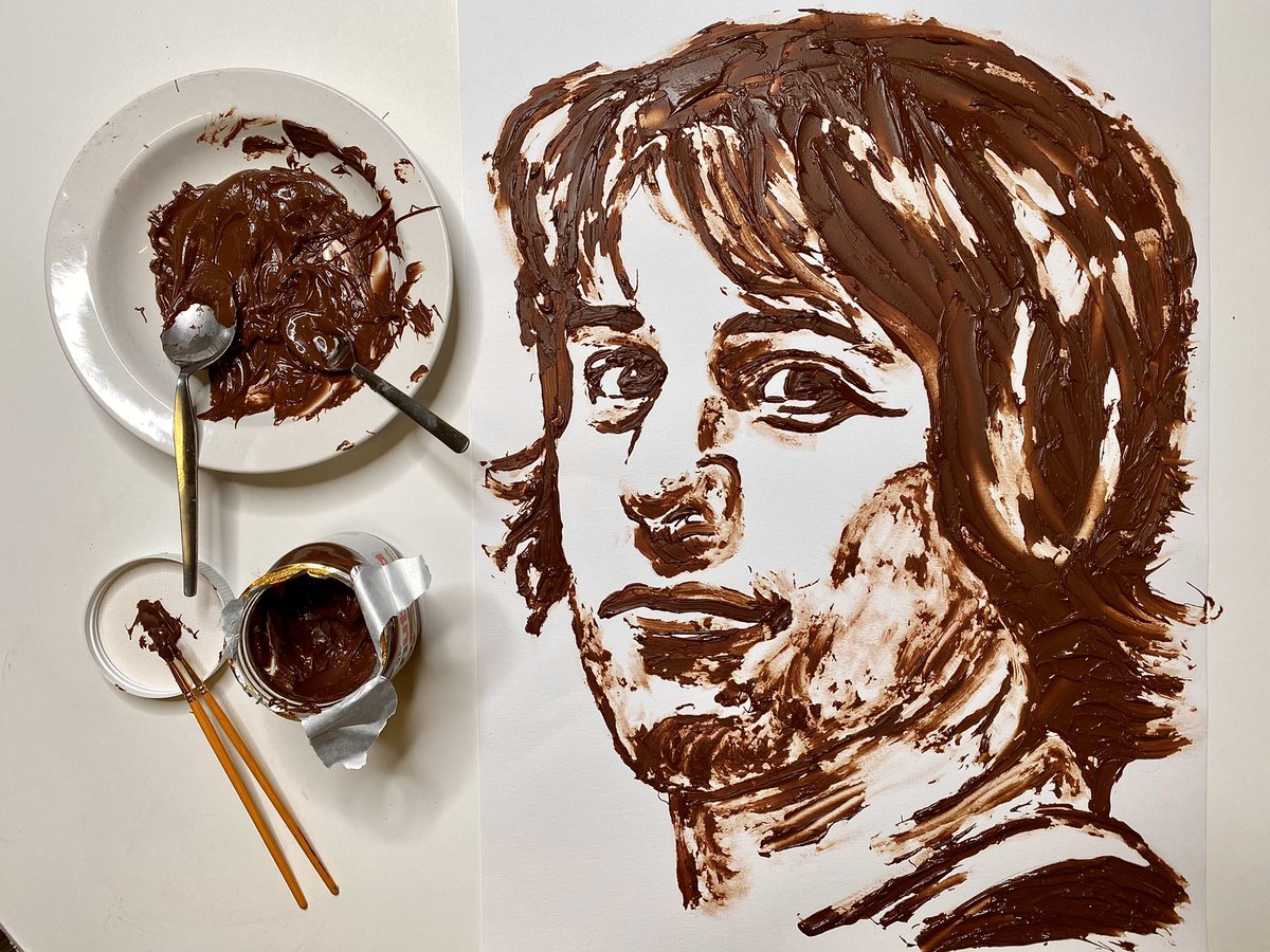 My chocolate portrait of @RyanJonesOnline given to him by #SixNationsSinBin on yesterday’s show! Happy Birthday Ryan! 🏴󠁧󠁢󠁷󠁬󠁳󠁿 🍫 🏉 

@BBCWales @GabbyLogan @gareththomas14 @carolvorders @GreggAWallace #Wales #Rugby