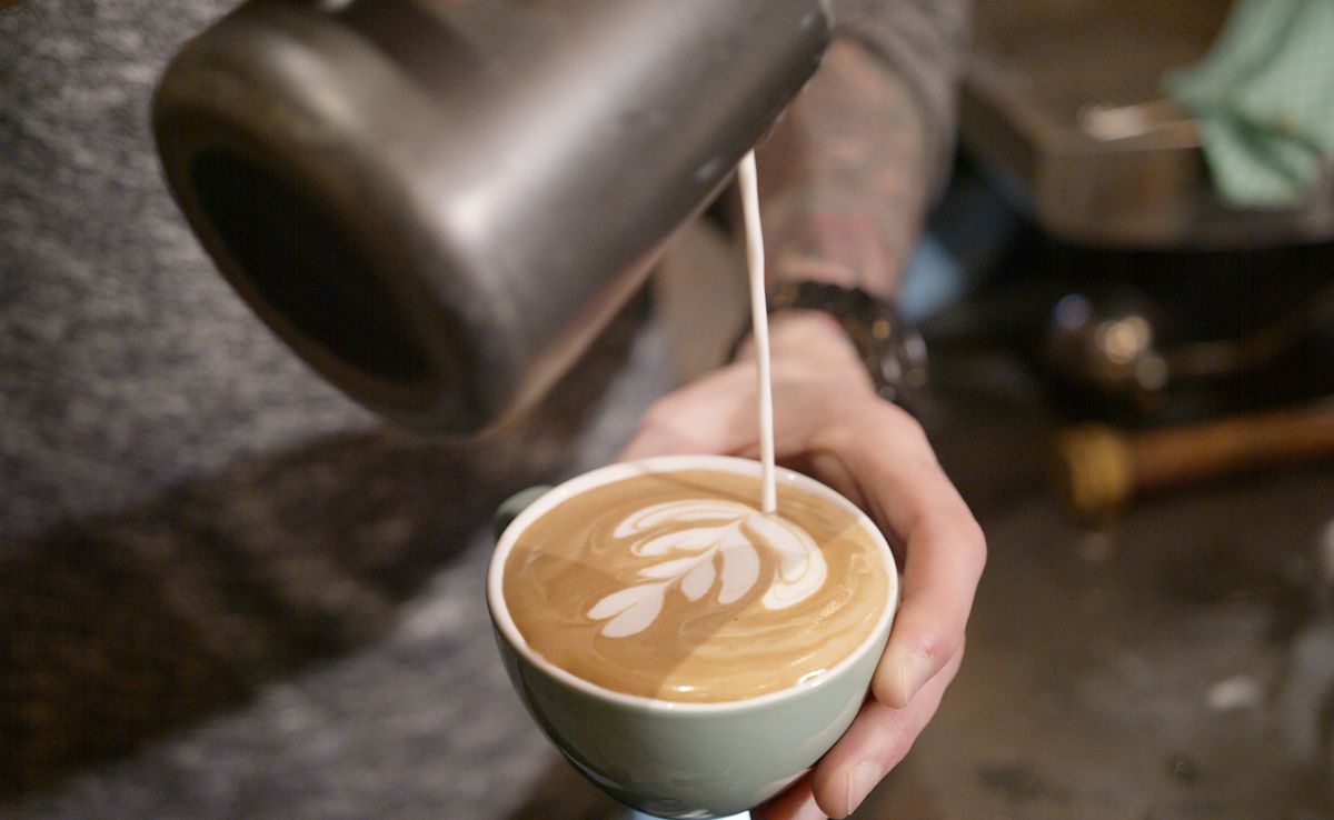 A tasty, last-minute, and local #MothersDay gift for coffee lovers...

#SupportLocal a purchase a <a href="/200Degs/">200 Degrees Coffee</a> gift card so you and mum can enjoy a coffee together very soon ☕️

<a href="/cornhillquarter/">Cornhill Quarter</a> #LoveLincoln #ShopLincoln 
buff.ly/30xT0Qx