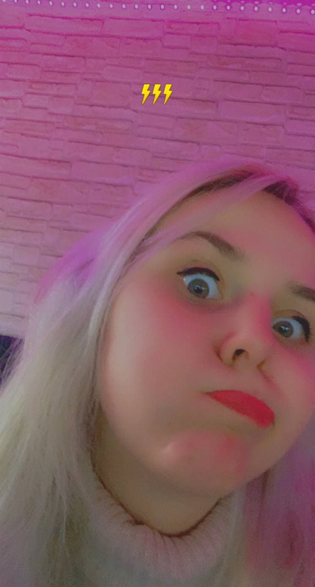 Schwanz im mund bis jetz nur eine vorstellung

Heut Abend kann das anders aussehn #Userdate 

Retweet dafür