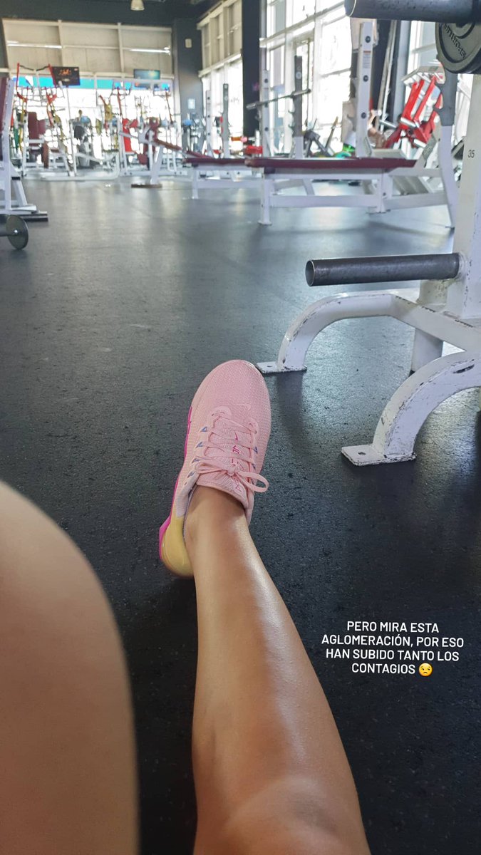 <a href="/m_a_caballero/">Mario Caballero</a> <a href="/sekeitel/">Sebastian Keitel</a> <a href="/SportlifeChile/">Sportlife Chile</a> <a href="/DrEnriqueParis/">Dr. Enrique Paris M.</a> <a href="/ministeriosalud/">Ministerio de Salud</a> Así estaba ayer el de Maipú, mira lo lleno, no cabe ni un alfiler 😒