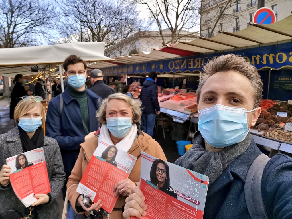 BeatriceMarre's tweet photo. De nouveau à votre rencontre ce samedi sur le marché Wilson dans le #16e, afin de vous présenter les propositions d'@AudreyPulvar pour notre belle région IDF ! 
#ToutesTousSurLePont
#AvecAudreyPulvar
#IDFenCommun https://t.co/2vqQKLEljp