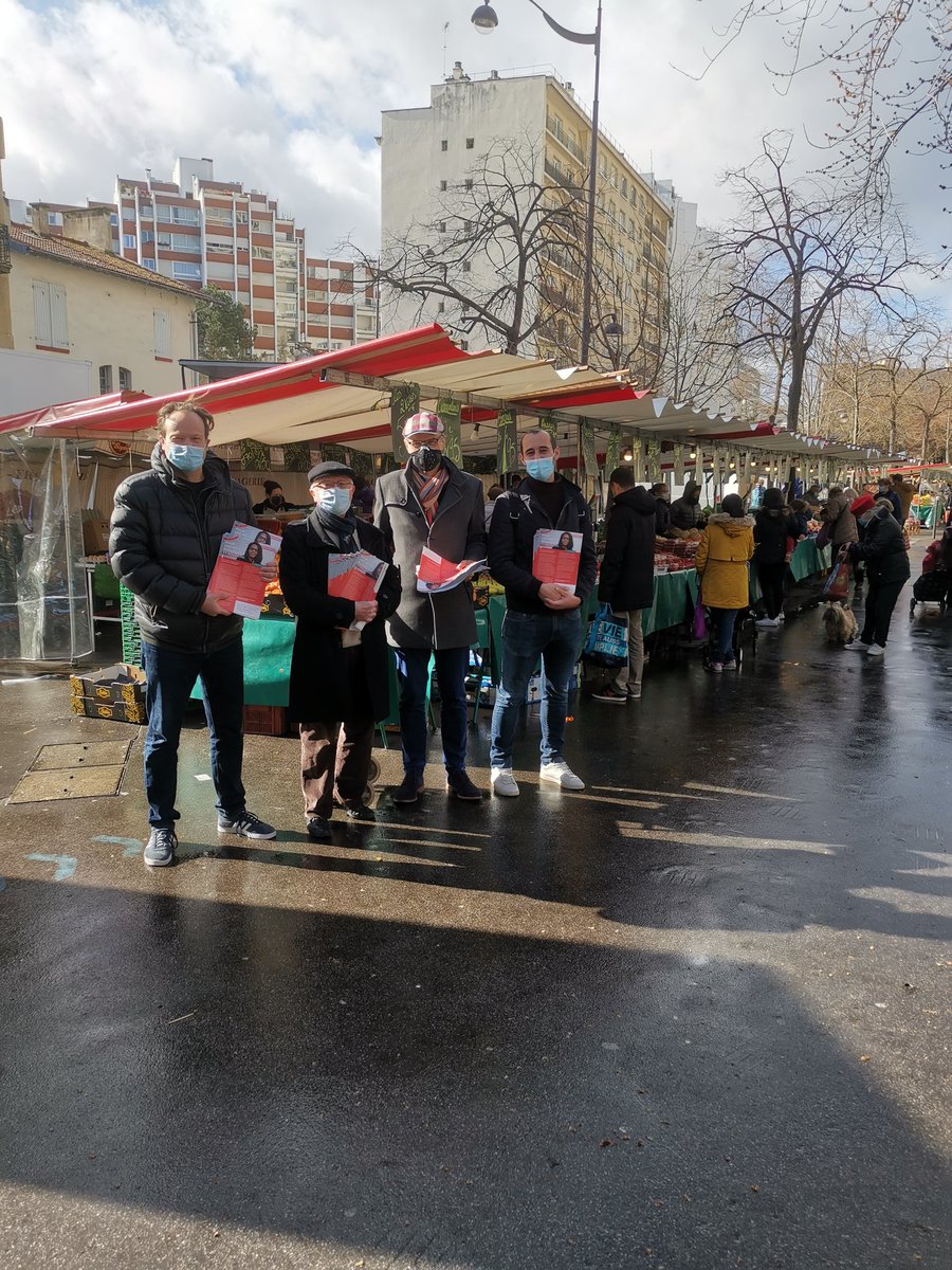 De nouveau mobilisés avec le @PSParis15 sur le marché #Vascodegama pour présenter le programme @idf_encommun @AudreyPulvar !

#avecaudreypulvar #TousSurLePont