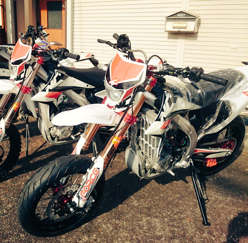 M_FACT0RY's tweet photo. アジアウィングのNC250はオフロードモデルだけではありません❗モタードモデルもあります。お店に展示していますよ❗

#アジアウィング #NC250E #モタード #ビバーク川崎 #ミサイルファクトリー https://t.co/hF3m6a2wI2