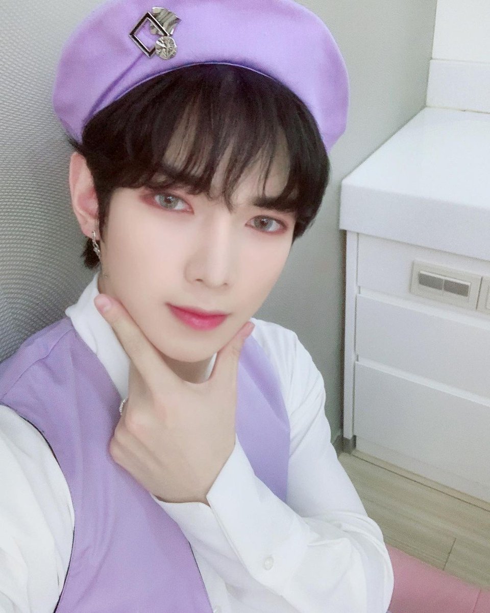 Did you invent the airplane? Cause you seem Wright for me. #YEOSANG  #여상  @ATEEZOfficial