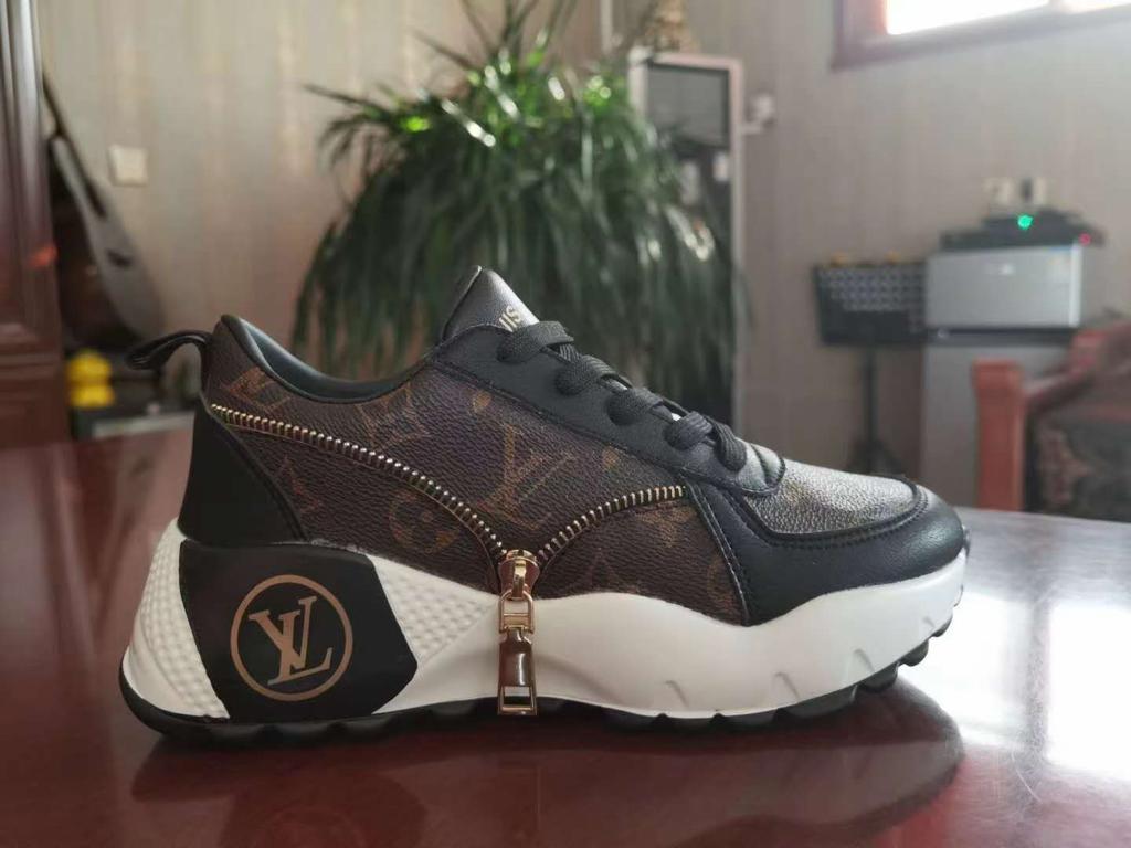 أحذية نسائية جميلة
المقاسات من 36 حتى 45

imgur.com/gallery/daHG4OM

للحجز و الطلب :
wa.me/96896444051