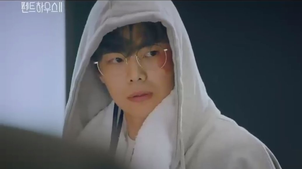 _lostramen's tweet photo. istg the only men left i can trust here are logan lee and seokhoon!!!

#ThePenthouse2 #Penthouse2 #Penthouse2Ep8 https://t.co/n5GvhWf5Ip
