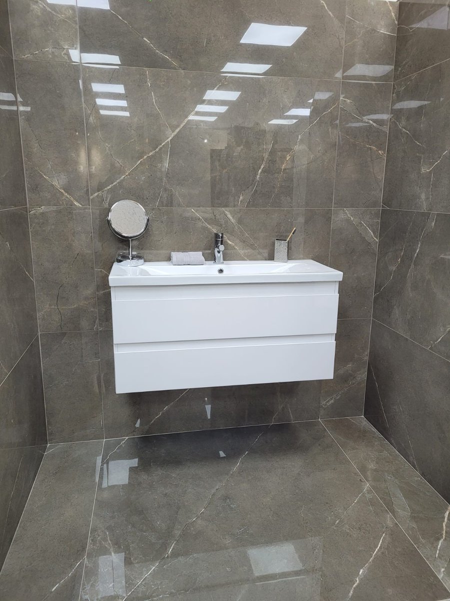 MasterTiles_'s tweet photo. NEW DISPLAY FROM OUR NEW LUXURY RANGE. NOW IN STOCK ❤❤❤ #Brighton #Hove #Sussex #Tiling #Mastertiles #Newtiles #XLTiles #Trade #Retail #Pinterest #Featuretiles #Grout #sussextilers https://t.co/dBFy4geD97