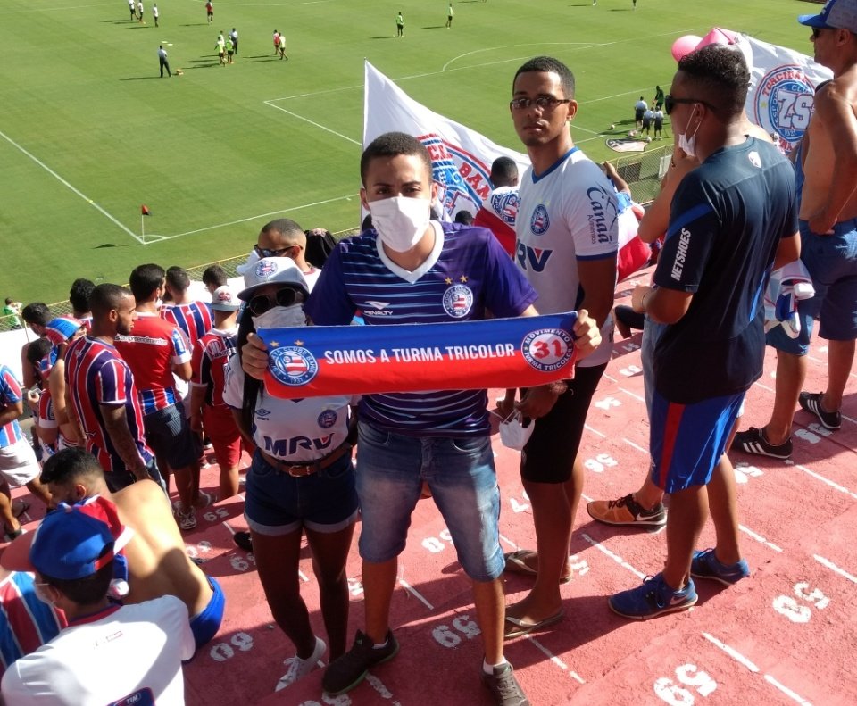 vctr96_'s tweet photo. No lixão, usem sempre máscara! Com ou sem pandemia kkkkkkk 😷
#Bavi #Bavice #BBMP https://t.co/0Rsyu9Dyxc