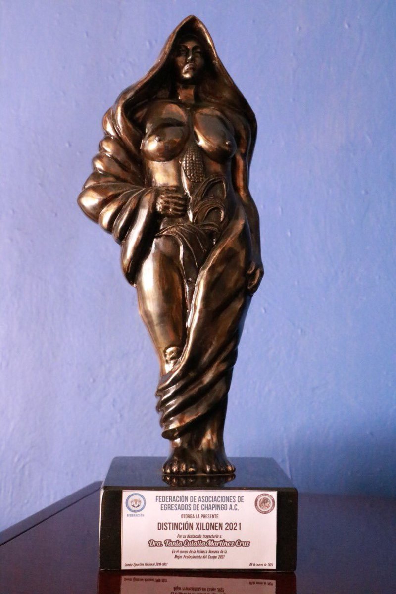 tania_eulalia's tweet photo. Muchas gracias a la Asociación Nacional de Egresados de #Chapingo A.C. por la “Distinción Xilonen 2021” (Diosa del Maíz) en la 1ra semana de la “Mujer Profesionista del Campo 2021”, tenemos una agenda de género pendiente y que nos toca a todxs! construir! #soberaniaalimentaria https://t.co/nCMWgBQu4F