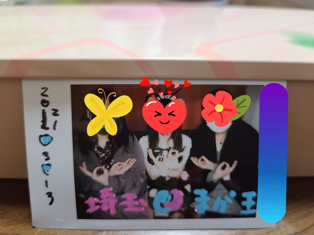 1000ml1liter's tweet photo. メイド喫茶デビュー！
思ってたのと大分違ったけどチェキもとってもらった！
メイドさんもお話ししやすかった。

あとカップがめっちゃおしゃれだった！ https://t.co/rMSXDgkDq3