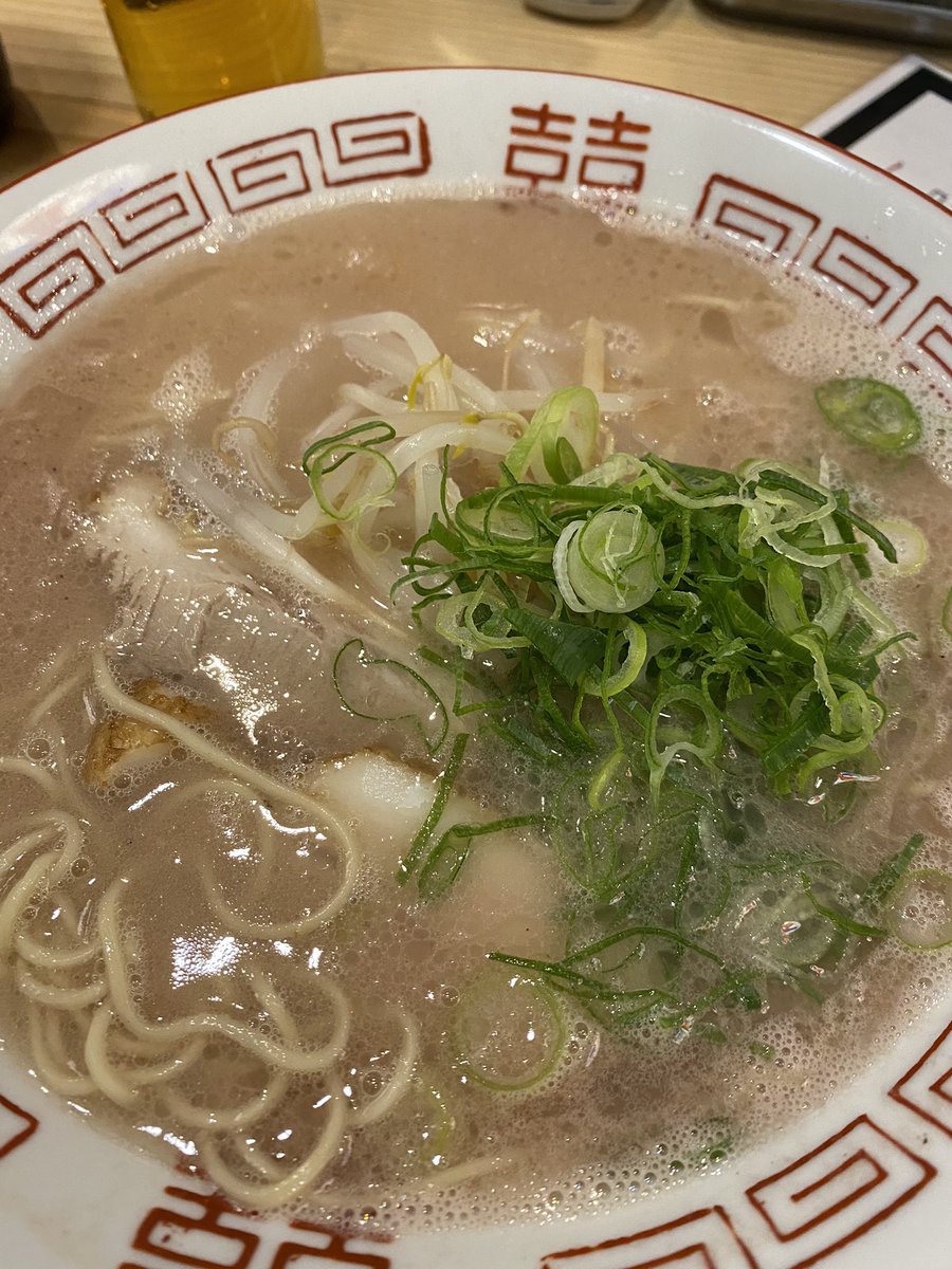 totti9231's tweet photo. 無敵のおやじ
とんこつラーメン
激うまうま

#無敵のおやじ
#大分市
#とんこつラーメン https://t.co/Z6APJ5ftit