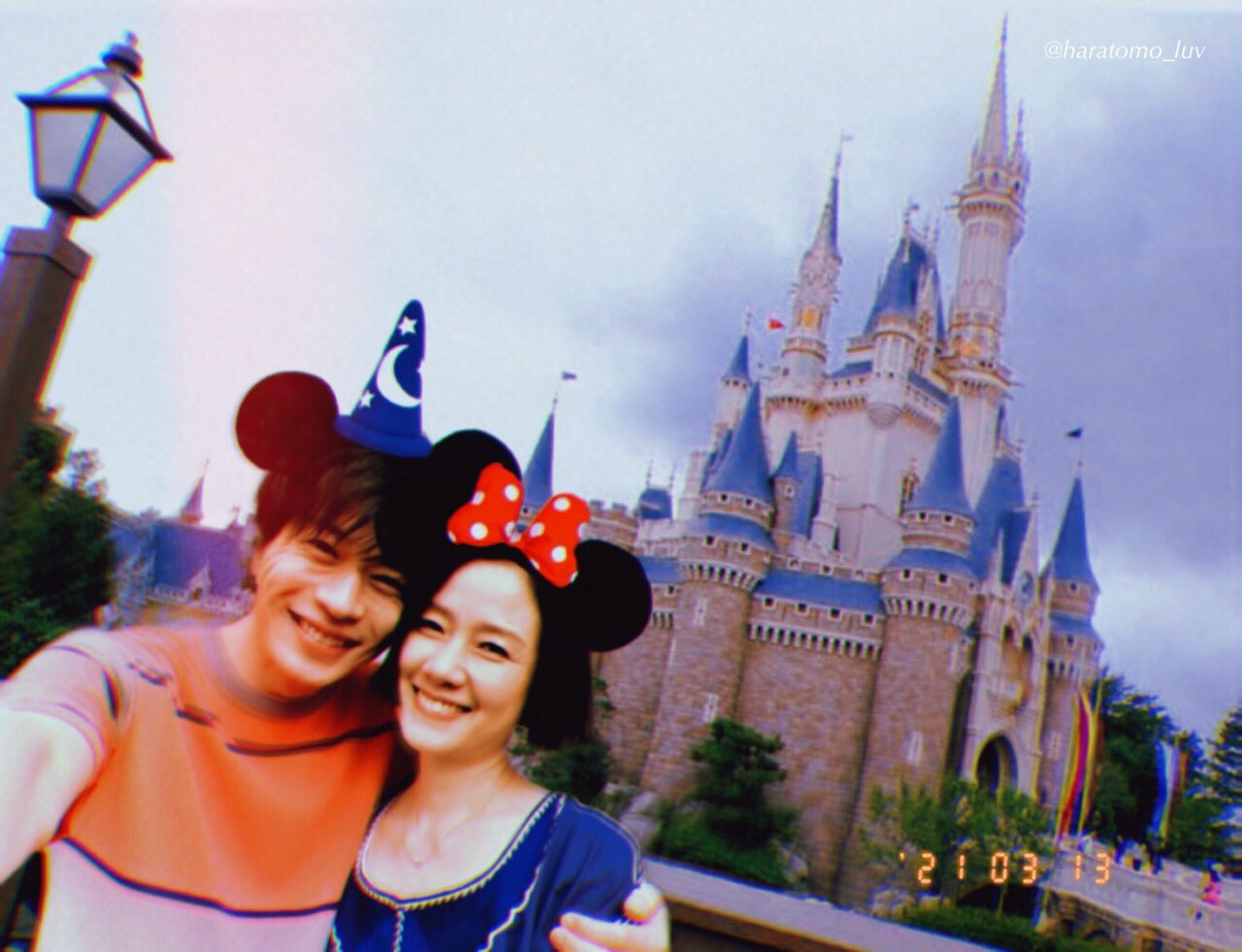 きょうか 手塚夫婦 初めてのディズニー 写ルンです で記念撮影 あなたの番です 原田知世 さん 田中圭 くん あくまでも妄想です あな番劇場版楽しみ 2人がずっと幸せでありますように T Co Lo6plgityy Twitter きょうか 手塚夫婦 初めてのディズニー 写ルンです で記念撮影 あなたの番です 原田知世 さん 田中圭 くん あくまでも妄想です あな番劇場版楽しみ 2人がずっと幸せでありますように T Co Lo6plgityy Twitter