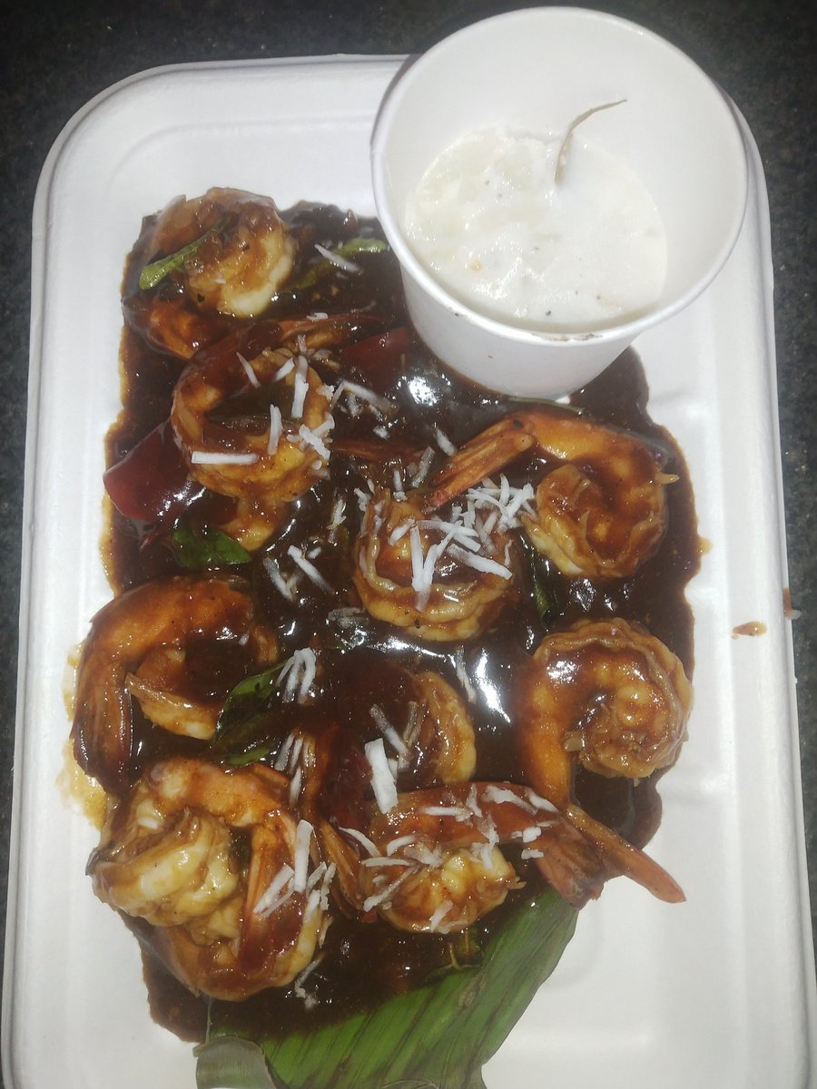 thescousefoodie's tweet photo. Prawns in Curry Leaf Fusion sauce by @HerbsnSpices1 #JuhuBarBank 
 #FBAIkitchen @JoyAndLife @thefbai @salloni https://t.co/cp6fW45Lvq