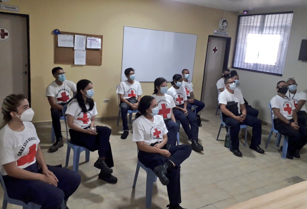 #Almomento Nuestros voluntarios comienzan  formación sobre  Tópicos de Socorro fundamentales para atender una emergencia #voluntariado #humanidad #unidad  #13Marzo