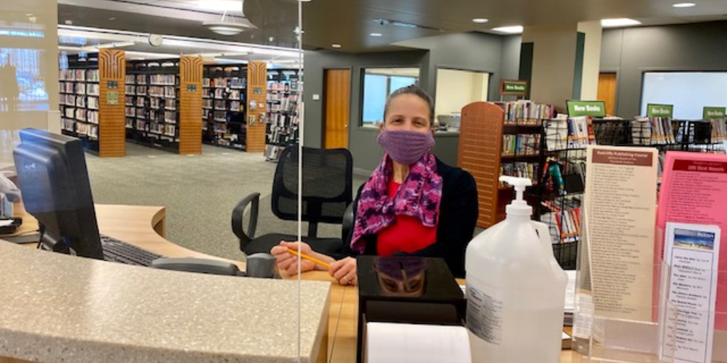 WheatonPL's tweet photo. Jessica at the Welcome Desk! Wouldn't today be the perfect day to visit your local library? Drop by, say hi, and stay connected! 

#warmwelcome #librarycommunity #wheatonlibrary https://t.co/sOJLuOaU49