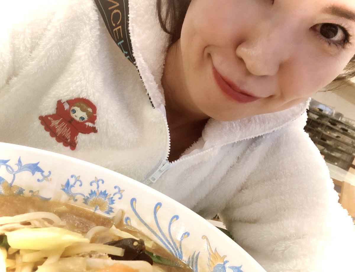 三石琴乃 金曜ドラマ リコカツ で初めてのスタジオ撮影 へぇー へぇー の連呼 笑 娘役の北川景子ちゃんが可愛いすぎる ランチはスタジオ名物の味噌タンメンを食べました うまっっ リコカツ Tbs 金曜ドラマ