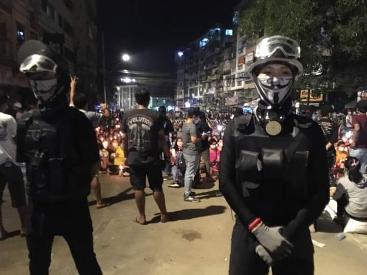 thinzashunleiyi's tweet photo. Yangon roads &amp; nights r now occupied by theirs true owners. 

Such profound sit-in protests r taking place across the country. 
We all r breaking records in Myanmar History &amp; setting examples of a strong defiance.

Photos from amazing @Myanmar_Now_Eng

#WhatsHappeningInMyanmar https://t.co/hpfd9qYBxo