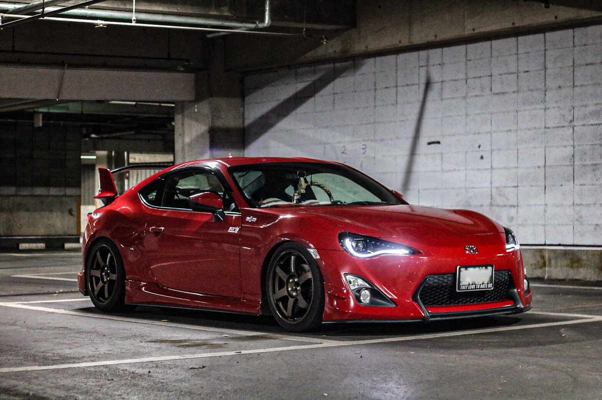 naokimpreza's tweet photo. 【固定ツイート】
R3,1,29よりインプレッサWRX STI 涙目に乗ってます！R2,12,6まで86を高校生から6年間乗ってました！引き続き86&amp;BRZ並びにインプレッサ・VA系オーナーさんの皆様宜しくお願いします！少しずつ進化出来るよう頑張りたいです♪♪#Toyota86 #GDB #インプレッサ https://t.co/9LeIxY5eHm
