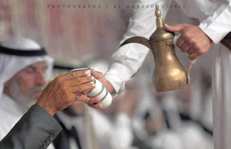 <a href="/al_gareshah/">هادي آل قريشة | AL GARESHAH</a>

هادي آل قريشة صاحب عدسة مميزة وقلم جميل وفكر ناضج. 

غائب عن المشهد  لفترة غير قصيرة.

أتمنى أن يكون هذا المبدع بصحة وسلامة ويعود كما كان شعلة متقدة تخدم تراث المنطقة وعادات أهلها بعدسته وريشته وقلمه وفكره 💐

#نجران_اليوم