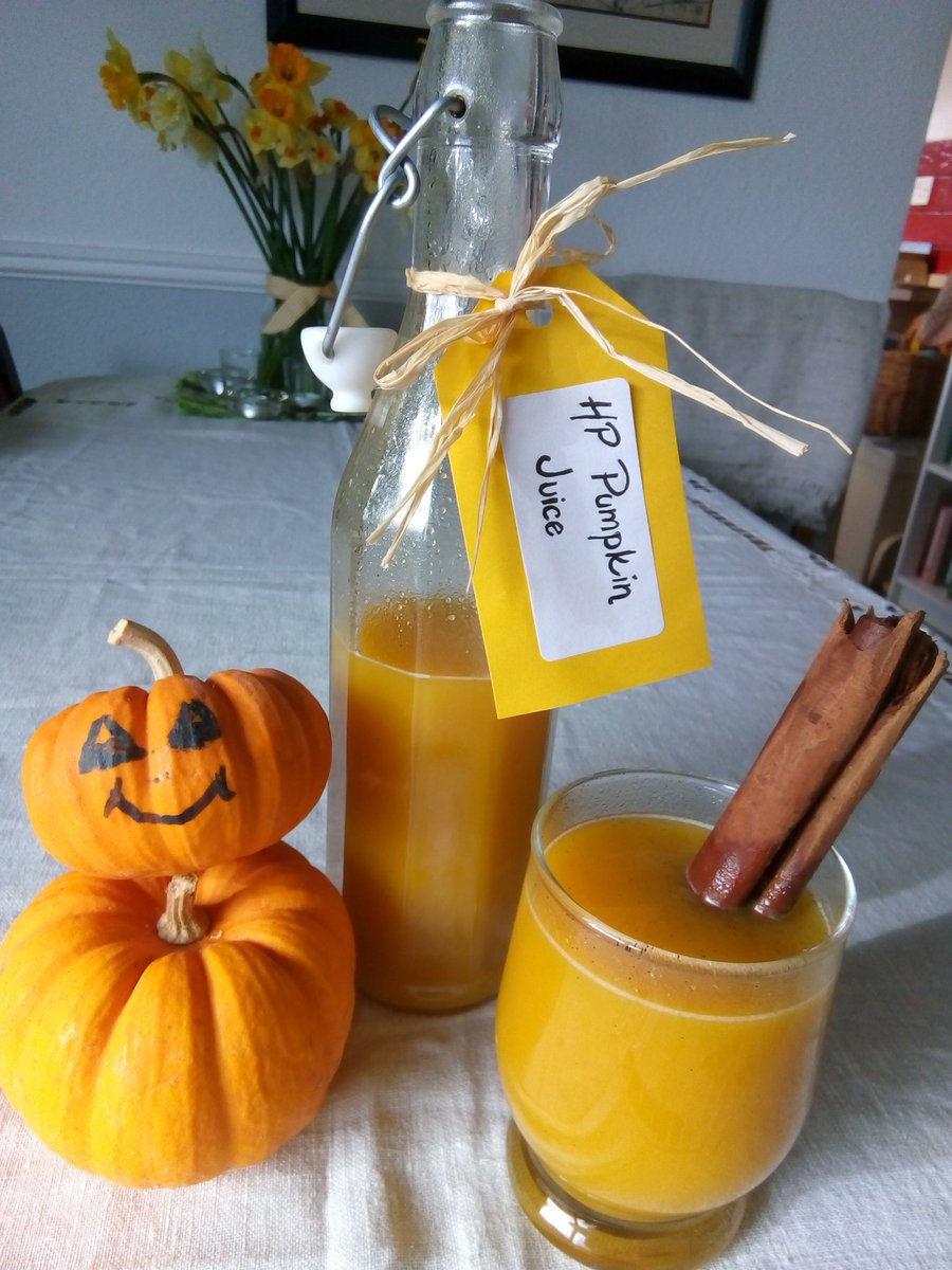 Lori Reich tweet media