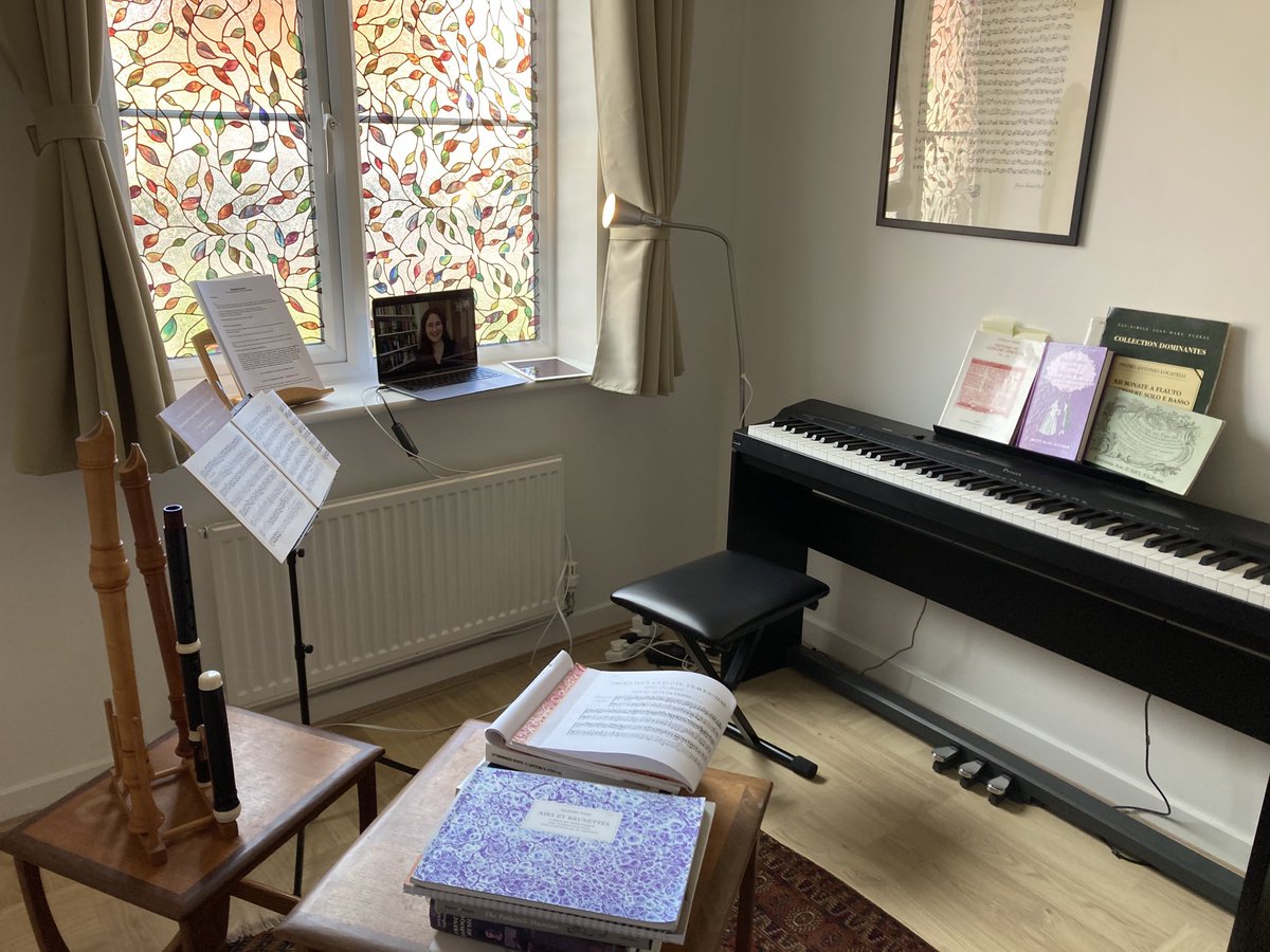 ⁦<a href="/BrookStreetBand/">TheBrookStreetBand</a>⁩ all ready for this afternoon’s Masterclass on French Baroque ❤️ #frenchbaroque #baroquemusic #recorder #baroqueflute