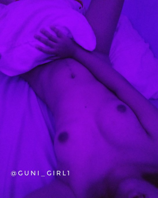 Dahil tulog na karamihan . Photoshoot sa gabi   #alterpinay #alterph https://t.co/8gTVl7lds7<a href="/tag/alterph"class="tags"><span>#alterph</span></a><a href="/tag/alterpinay"class="tags"><span>#alterpinay</span></a>