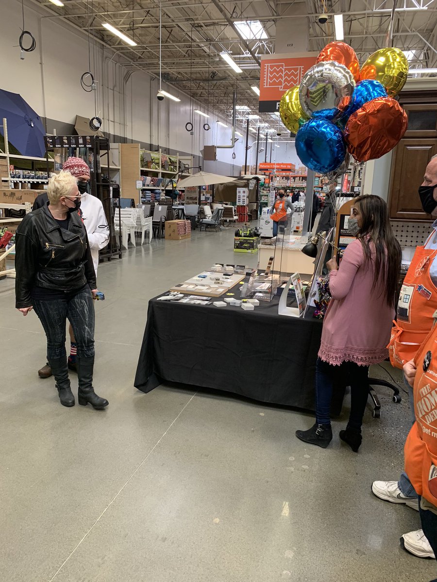 THDRobert (@robert_thd) on Twitter photo #EverettProud of the team engagement selling countertops today. Highlighting Cambria and adding leads. <a href="/HdJaaron/">Jaaron Lauterbach HD</a> @TracieD317 <a href="/root_hd/">JimRoot@HD</a> <a href="/SeattleD317/">J Contonio</a> <a href="/SarahLowell_HD/">Sarah Lowell</a> @CraigCorlissHD @THDTrenton #EverettProud of the team engagement selling countertops today. Highlighting Cambria and adding leads. <a href="/HdJaaron/">Jaaron Lauterbach HD</a> @TracieD317 <a href="/root_hd/">JimRoot@HD</a> <a href="/SeattleD317/">J Contonio</a> <a href="/SarahLowell_HD/">Sarah Lowell</a> @CraigCorlissHD @THDTrenton