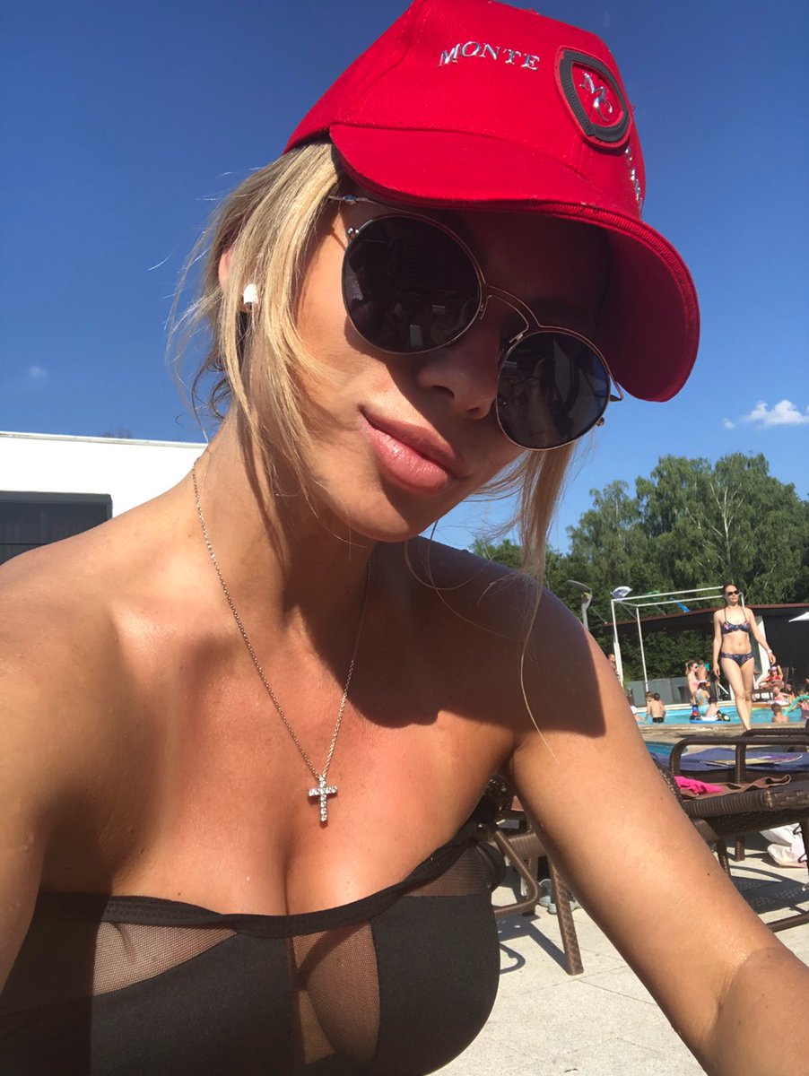 LadiesUkrainian's tweet photo. 💞 https://t.co/OjDWTDW02D I am ready to meet my future partner and realize all my #sexualdreams and #fantasies with them .

#blonde #milf https://t.co/qL1jnwSPXH