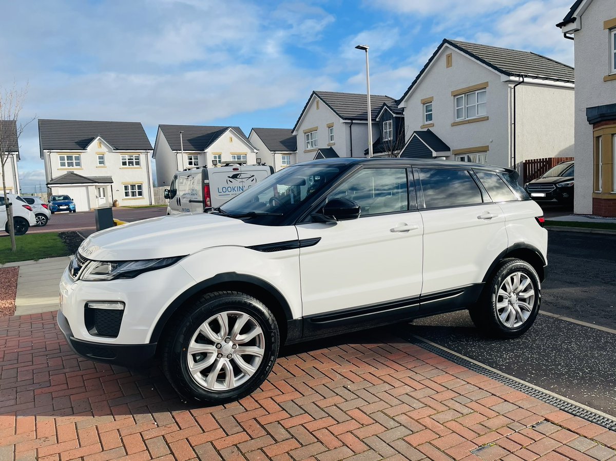 CFairleyx's tweet photo. HAPPY NEW CAR DAY TO ME!! ���️ I can’t believe my husband surprised me with a Range Rover!! I love you hubby!!! ❤️ https://t.co/lNrl9T3COT