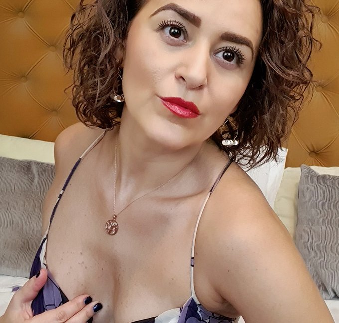 Join me #onlyfans :   https://t.co/j4ghBbLBl5   #stockings #pantyhose #nylon #footfetish #livejasmin<a href="/tag/onlyfans"class="tags">#onlyfans</a><a href="/tag/footfetish"class="tags"><span>#footfetish</span></a><a href="/tag/stockings"class="tags"><span>#stockings</span></a><a href="/tag/highheels"class="tags"><span>#highheels</span></a><a href="/tag/nylon"class="tags"><span>#nylon</span></a><a href="/tag/pantyhose"class="tags"><span>#pantyhose</span></a>