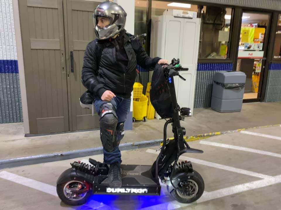 PolarMETHOD's tweet photo. My guy let me ride is #DualtronThunder last night. Holy shit. 🤯🤯🤯
This thing is a land jetski!! I hit 50mph!! The suspension is absolutely nuts too! https://t.co/aODtMYFKsh
