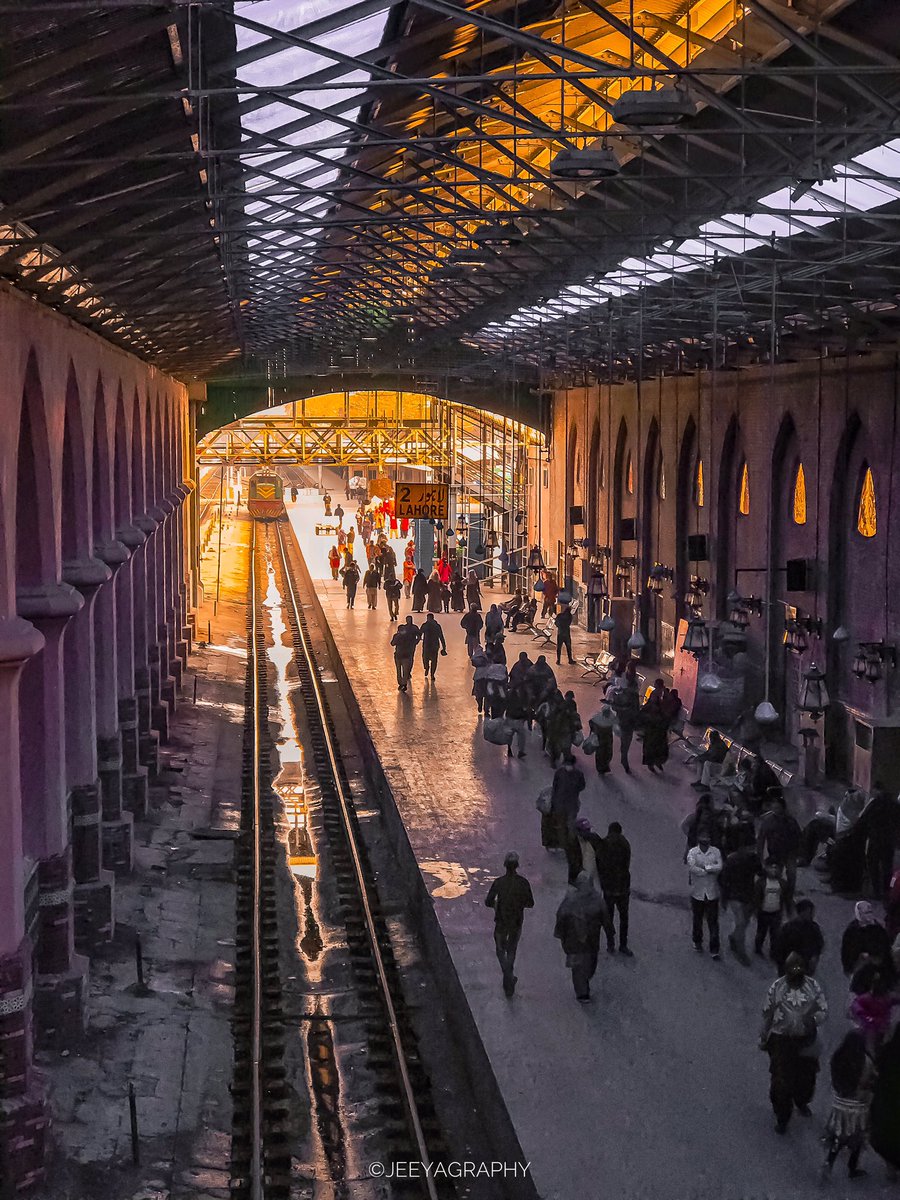 Jeeyagraphy's tweet photo. Reason why I love Lahore. You can take excellent and vintage shots even at a railway station.
#since1860
@androon_lahore @dawn_com @SAMAATV @WCLAuthority @locallylahore @LandofPakistan @PakistanNature @PakistanJannatt @GovtofPakistan #Travel #weekendvibes #travelphotography https://t.co/k7fMM37rYG