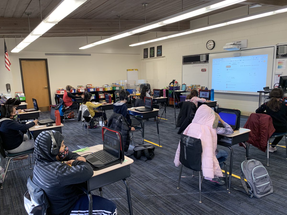 Miss Pantos tweet media