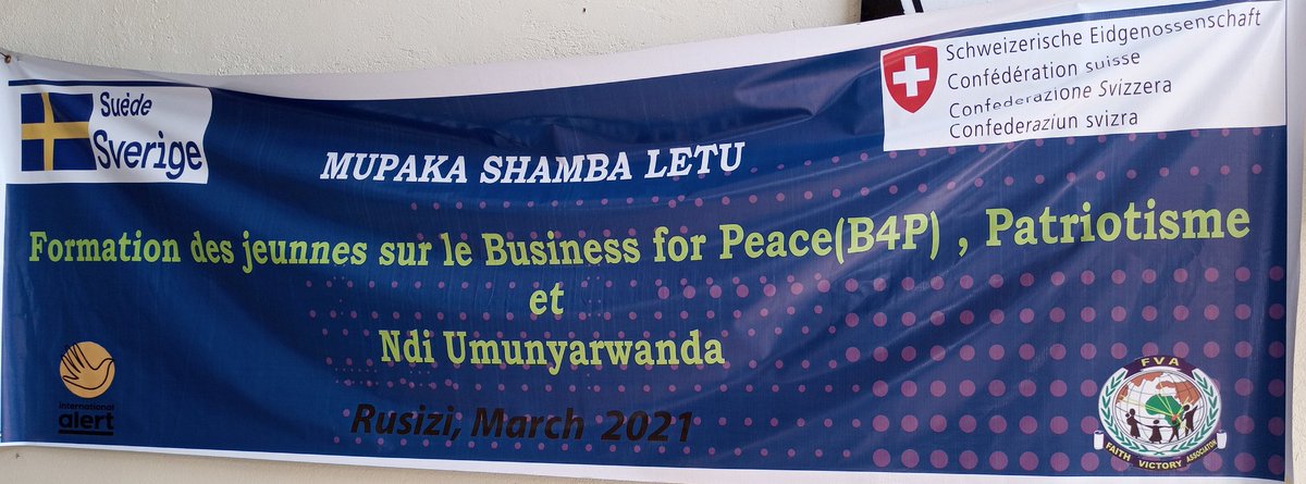 RusiziDistrict's tweet photo. Ku bufatanye na #FVA mu karere hasojwe amahugurwa y'iminsi 3 y'urubyiruko 60 rwo muri #Kamembe,#Gihundwe,#Mururu na #Bugarama ku bucuruzi buciriritse bwambukiranya imipaka mu mahoro, gukunda igihugu na #Ndi Umunyarwanda @YouthCultureRW @ephrem_kayumba https://t.co/ECYe2Hkd5u