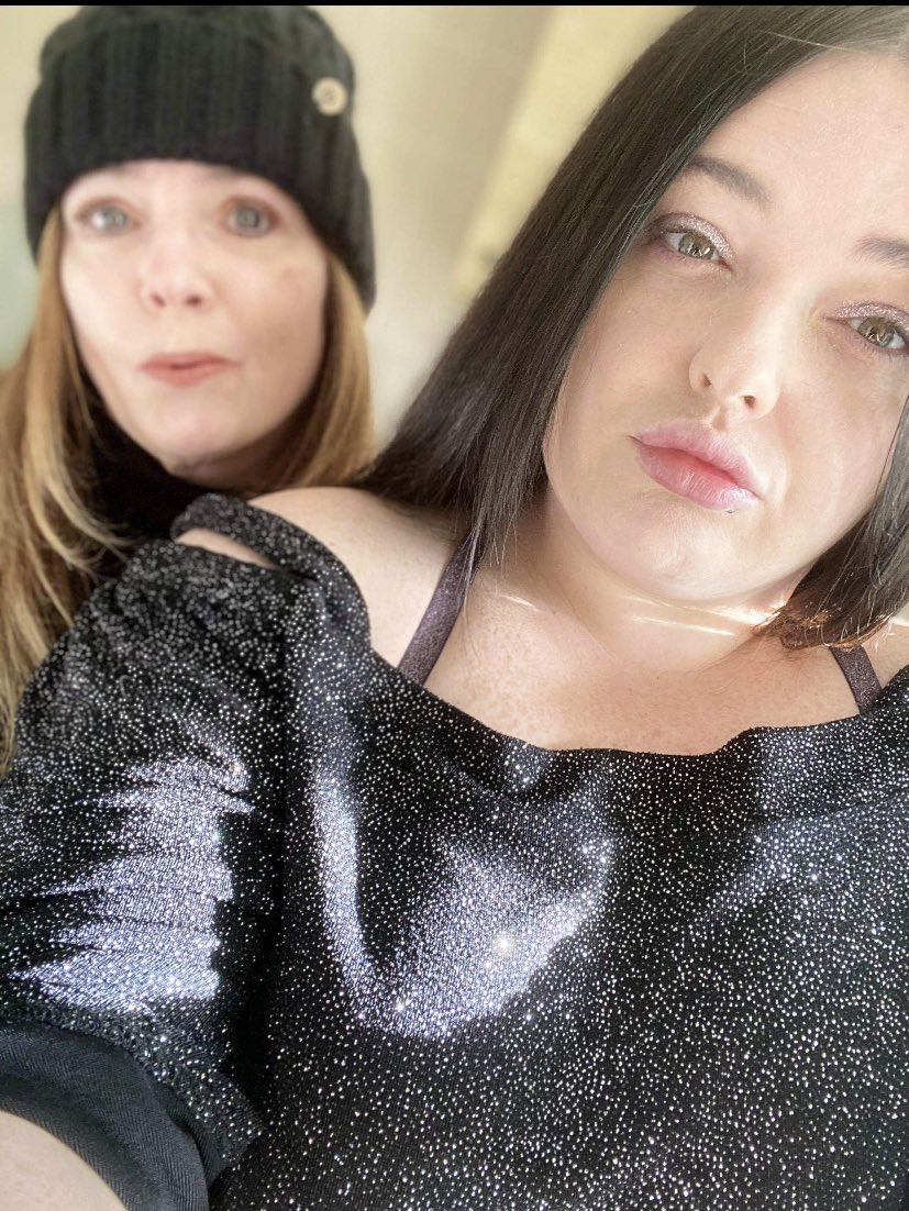 babydollxfindom's tweet photo. Lazy Saturday with my beautiful mumma!.. Easy reimbursement opportunity for you betas. 

£27.91 
Cover our food bill 💸 

£babydollxfindom / Cashapp 
bbwbabydollx@ gmail. com / PayPal 

• findom finsub reimburse food adopt a bill femdom mother daughter domme brat humiliation • https://t.co/TXR1Kwrnma