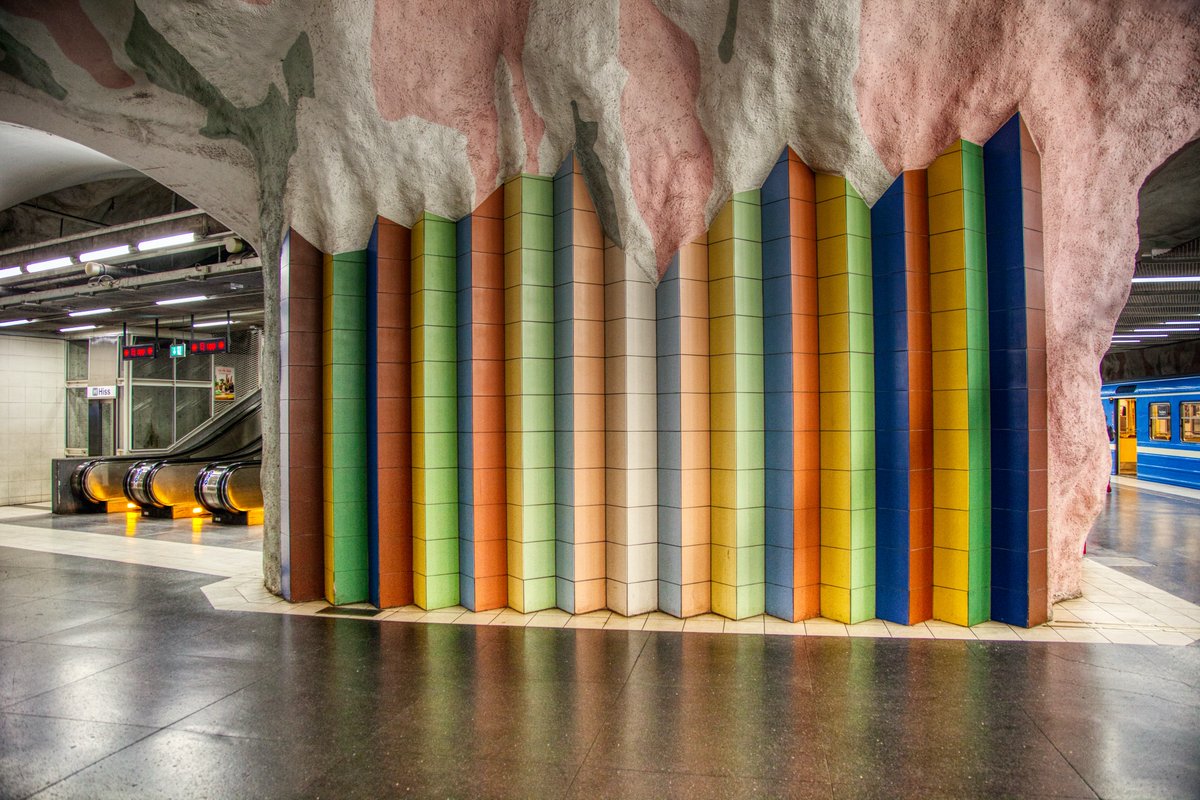 ecksplorer1's tweet photo. I love all the colors that pop when you walk through #morbycentrum while taking the #tunnelbana in #stockholm
@visitstockholm @movetostockholm 

More info here: https://t.co/XVfh2gZjDH https://t.co/IzSkJbg4Wv