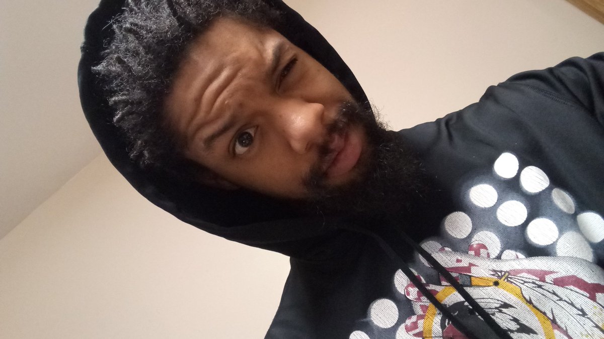 ConceitedLoose's tweet photo. @nidaeyaa That Face Wen The Stimmy Hit Lol ❤💜💙💜❤👿😈 https://t.co/VcNo4BuCyo