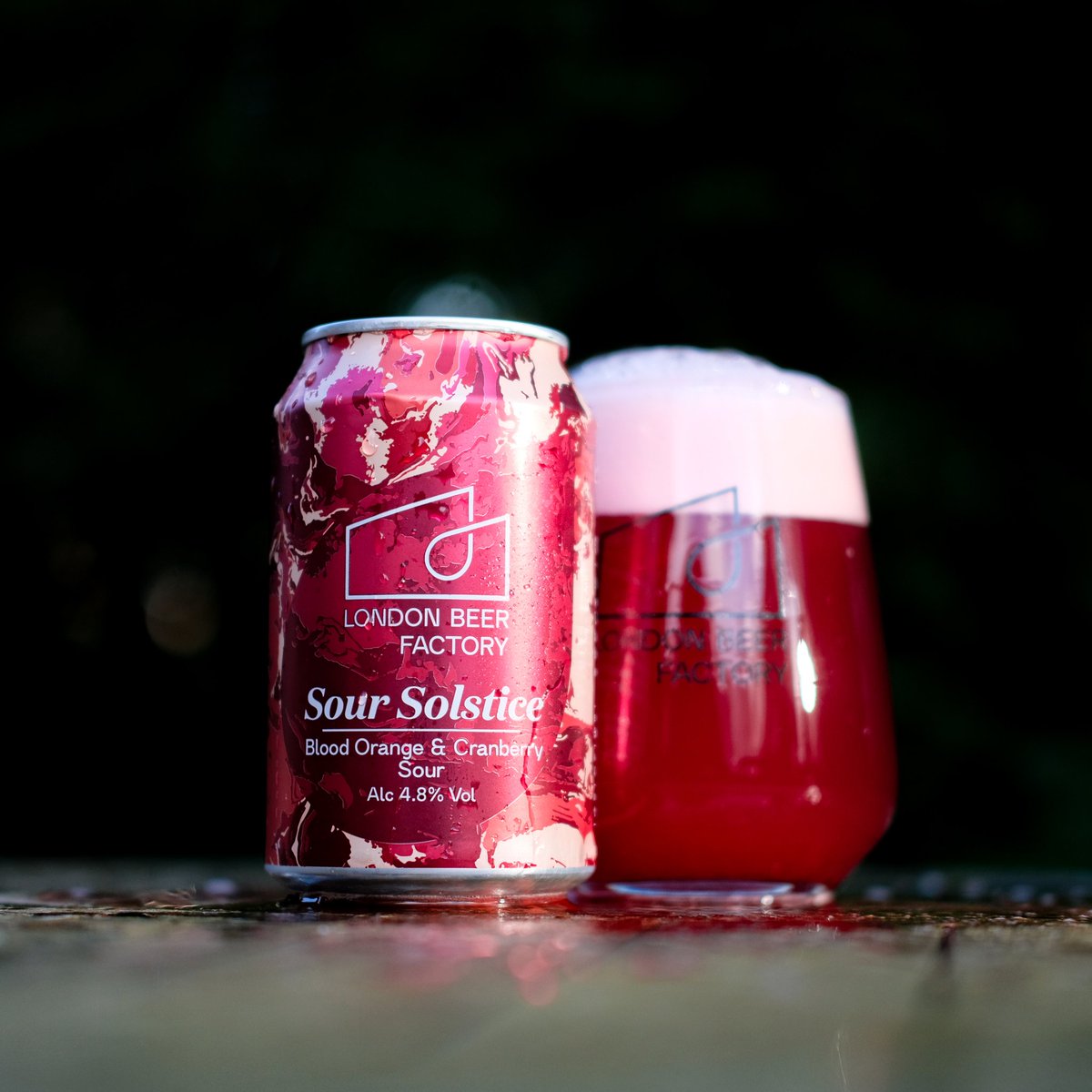 Heading into those sour summer nights...

Can't wait to get back out, little spritzy refresher in hand, and unwind into those chill sunny evenings.

Until then, Sour Solstice is tasting every bit that feeling. ❤️

#LondonBeerFactory #SourSaturday
