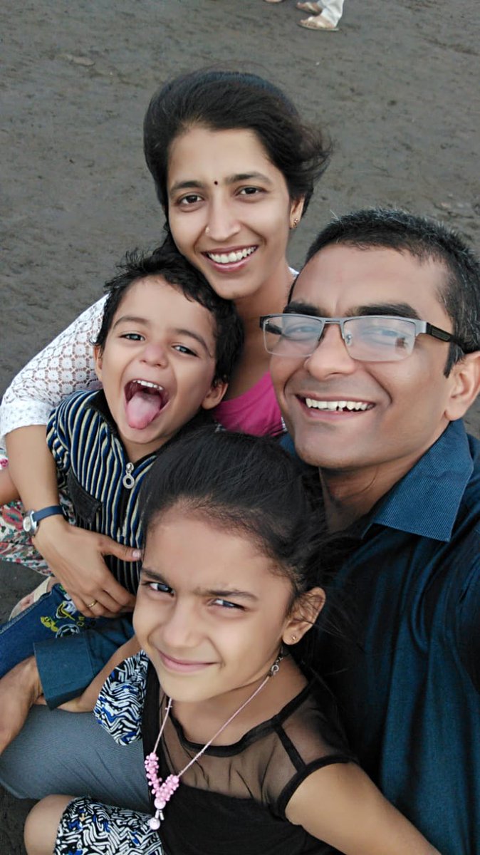 @Clove_Dental @Clove_Dental. 😄
#smiles #Clove10on10Smile 
#CloveDental #ContestAlertIndia 
When my husband capture photo my son make funy face because he loves to do this funy & cute face. 😊👨‍👩‍👧‍👦
Tag..@BhimaniParul @sonalbhalgamiya @ManishBhalgami1 @Chhbi777 @Nitish_nix @ups_prajapati