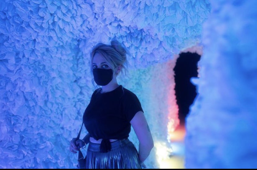 Hopscotch San Antonio is a uniquely curated permanent 20,000 sq ft gallery which features 14 distinctive immersive and interactive installations from over 40 local, national and international artists.

711 Navarro St Suite 100, San Antonio, TX 78205

📷 IG: rohofoto
