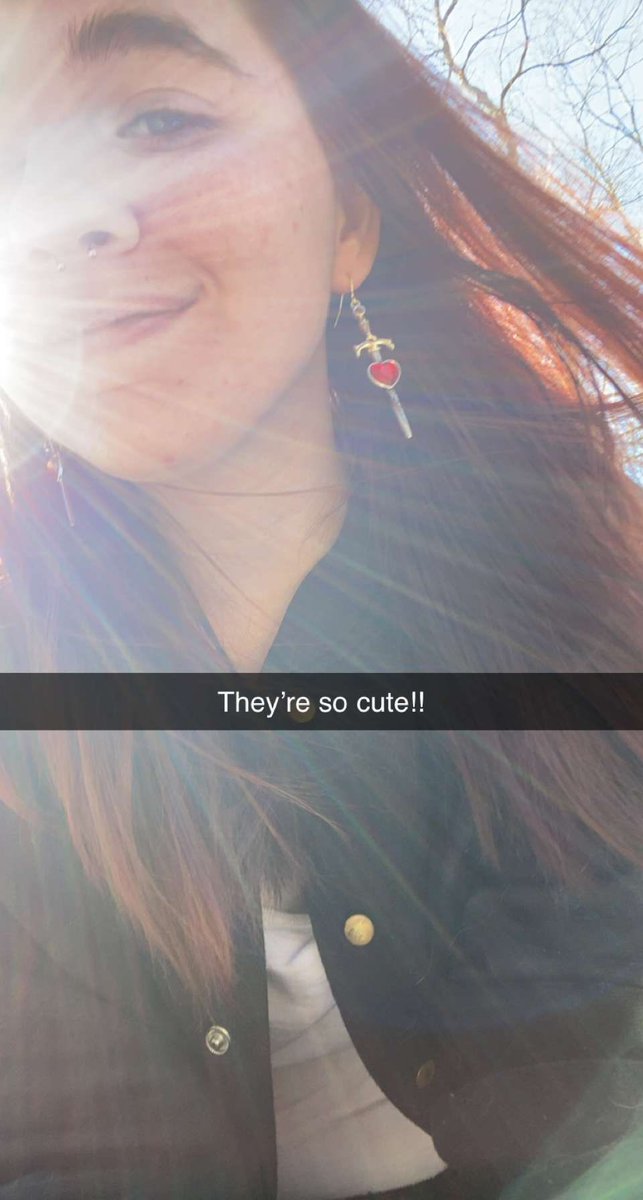 LOVE the earrings I got from <a href="/archangeldelune/">jules</a> ‘s shop!