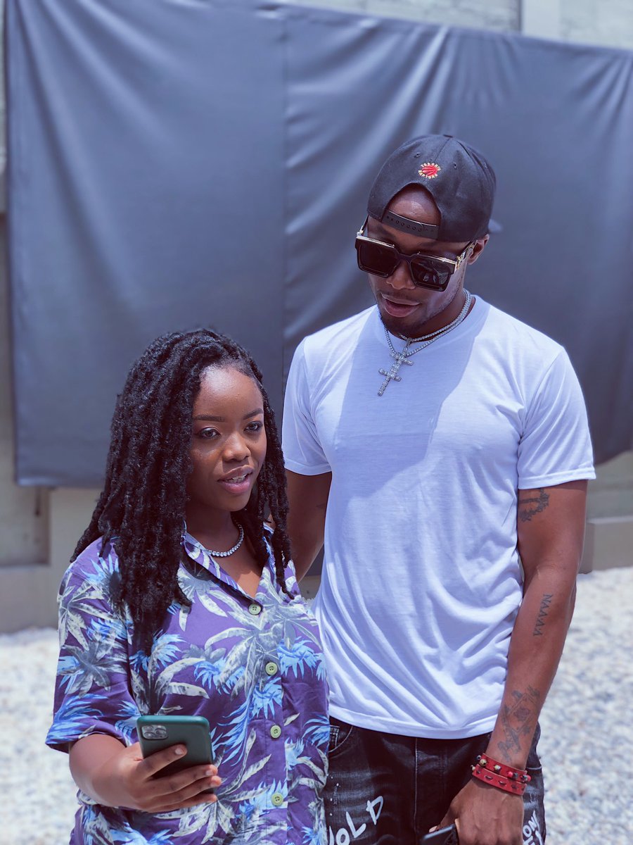 Gyakie_'s tweet image. WAVs is Coming 🤗