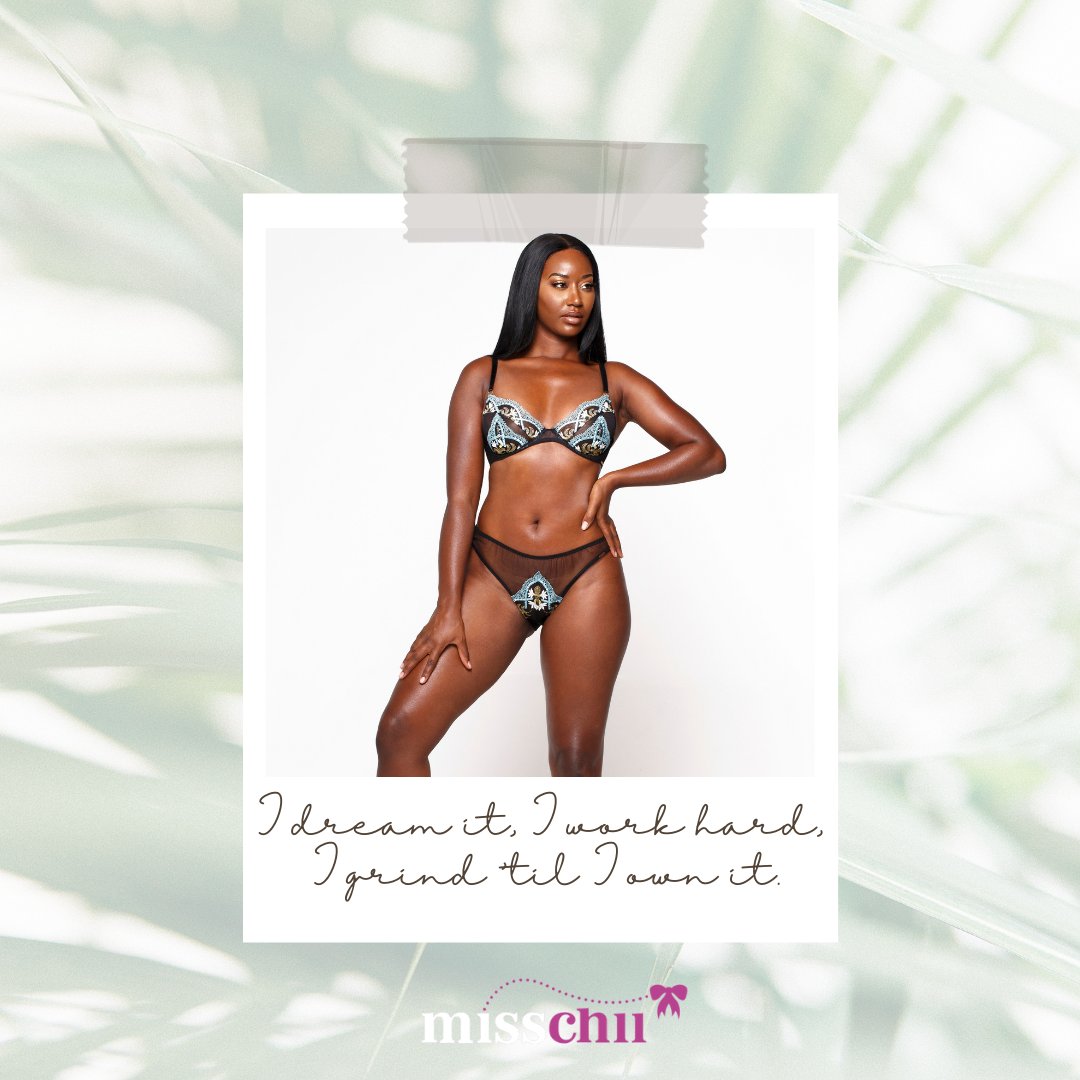 MissChiiOnline's tweet photo. Five points to whoever guesses the song 💁🏿‍♀️✨

If our beautiful Constance set takes your fancy with the stunning detail - head to https://t.co/uzcjBVbWhB 💕 https://t.co/omI28cml5f