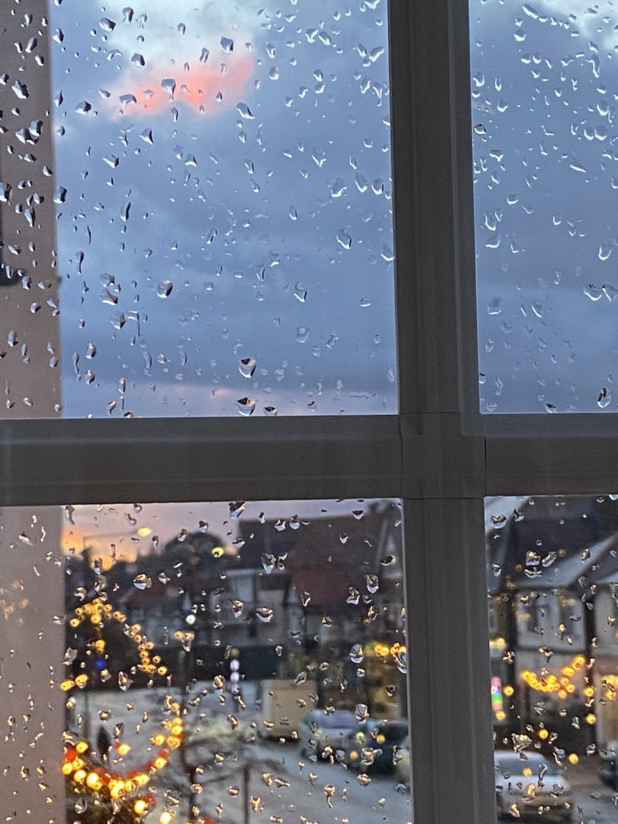 WhitstableCat's tweet image. Squally clouds to the west. Pink skies ahead. A candle lit in memory of #SarahEverard who will never have the opportunity to see either again. All she did is walk #ReclaimTheStreets