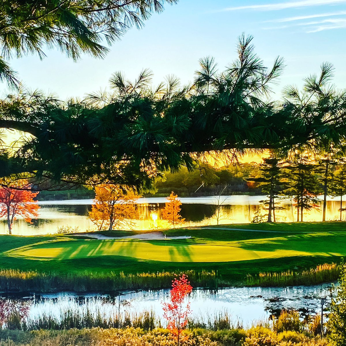 oakfieldgolf's tweet photo. In case anyone was wondering, the first day of spring is 7 days away ๐จโผ๏ธand views like this are just around the corner ๐๏ธโโ๏ธ
#letsgo #memberclub #springiscoming๐ธ
๐ธJason MacDonald https://t.co/HOHX8ZEWD0