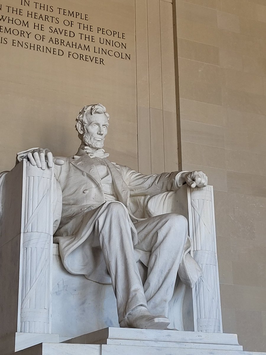 GeoRebekah's tweet image. Visited some stone friends today in #DC. The  #LincolnMemorial is truly moving and powerful to see. 

I've learned this past year how easy it is for even good people to stand by and say nothing in the face of evil; just go with it &amp;amp; not make waves.

 #insubordinate to the end.