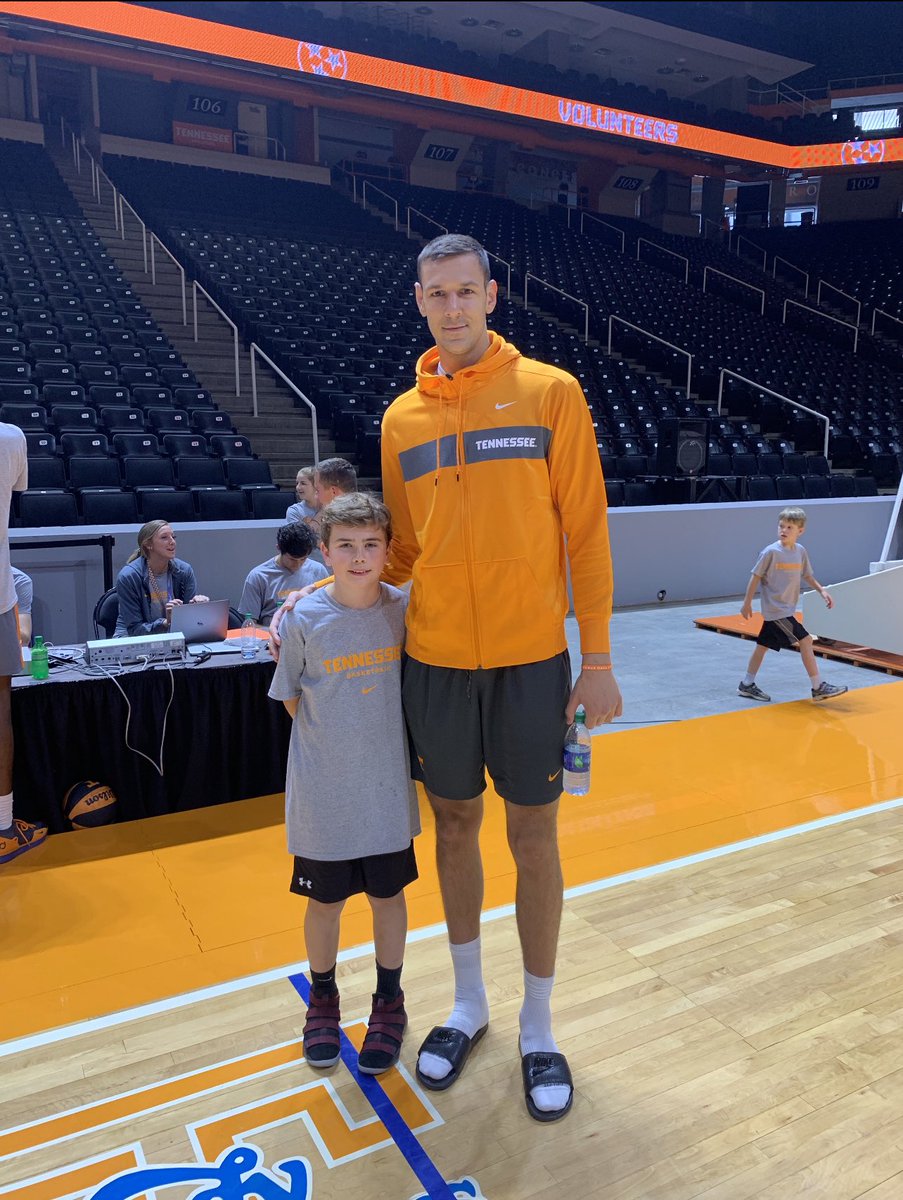 Beth Avery Foster tweet media