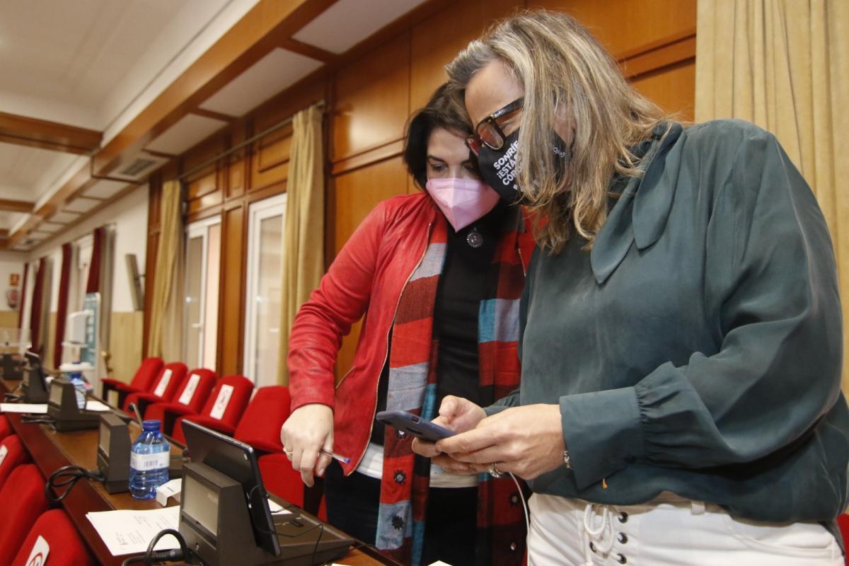 El gobierno local abre un expediente para esclarecer si Eva Timoteo debe devolver parte de lo cobrado dlvr.it/RvZ8tH