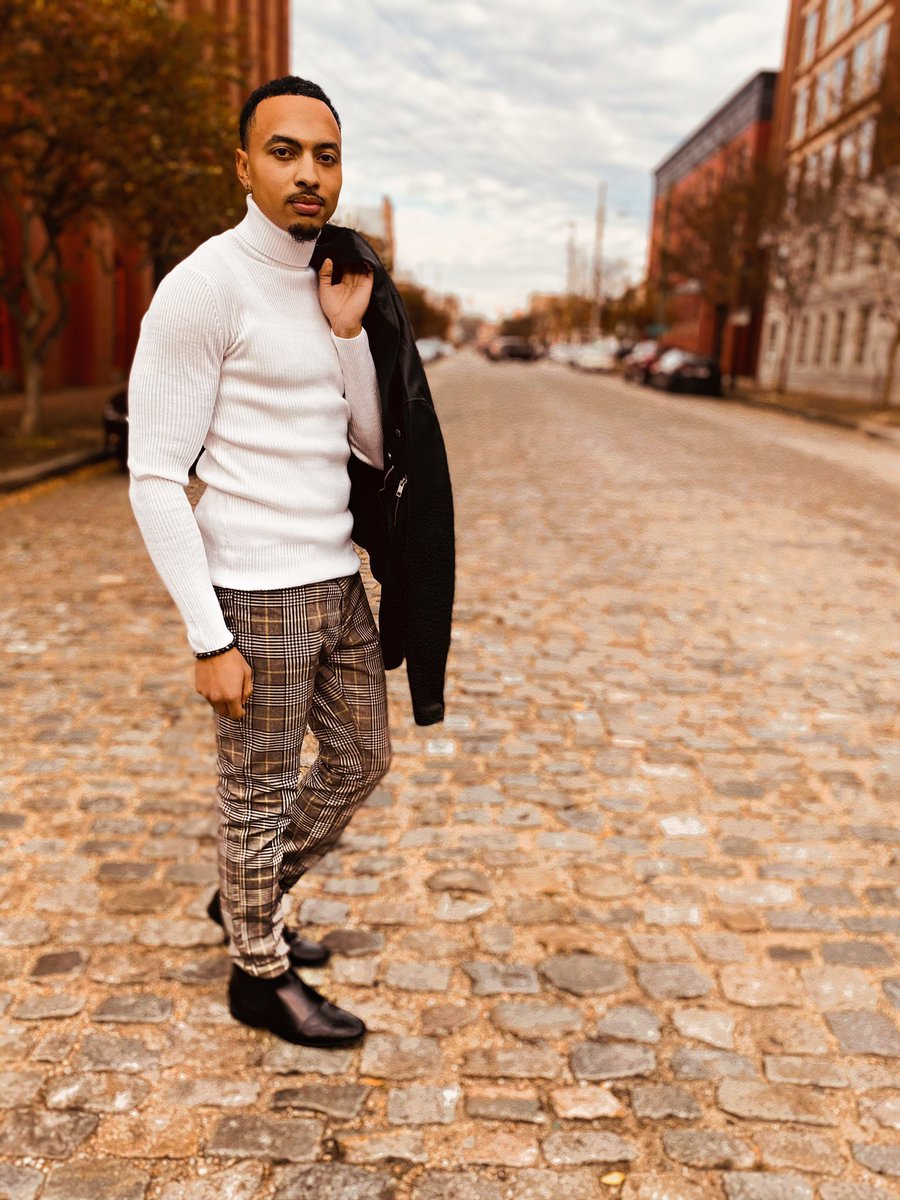 terrancedixontv's tweet image. In a world full of trends, I want to remain a classic.

#IGsawitfirst